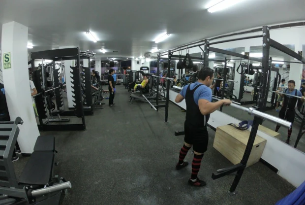 Athletic Fitness, foto de portada