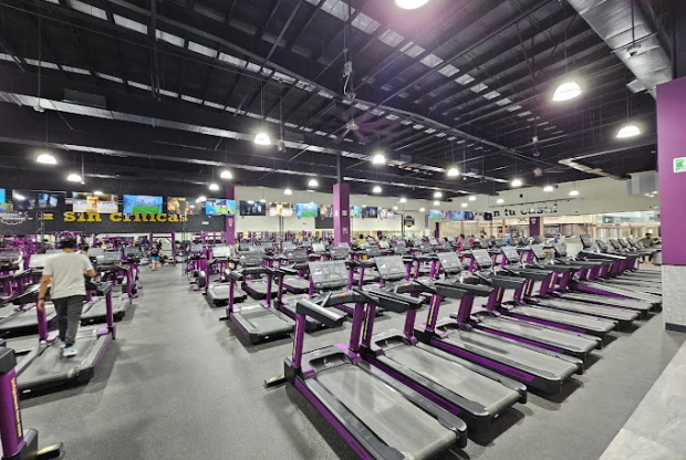 Planet Fitness Plaza Cimatario, foto 4