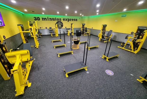 Planet Fitness Plaza Satélite, foto 6