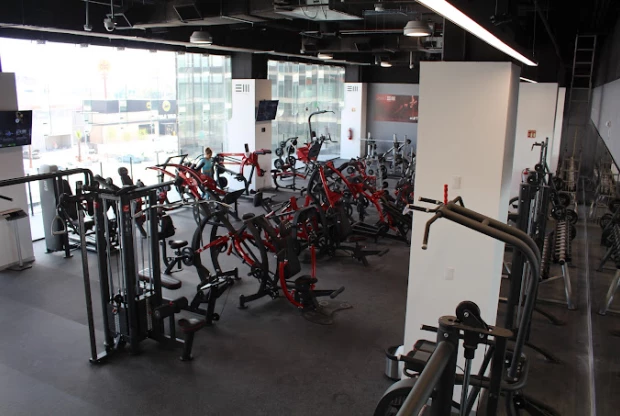 Sports World Nave 01 Apodaca, foto 4
