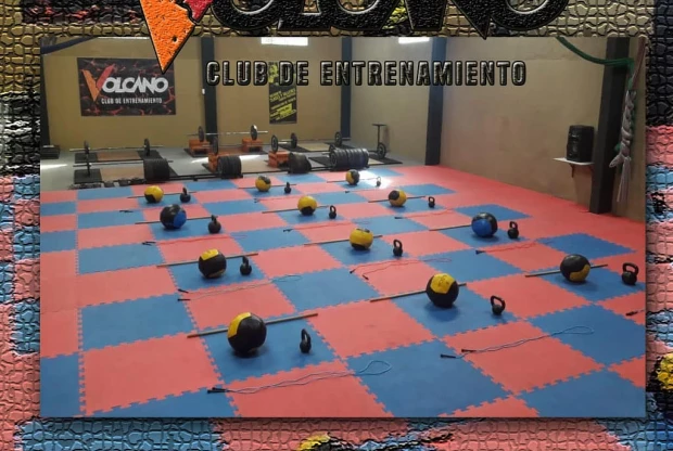 Volcano Club De Entrenamiento, foto de portada
